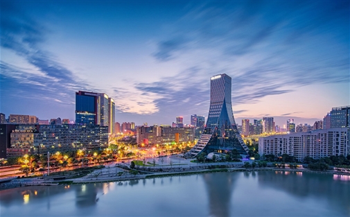【专家观点】盛毅｜借鉴重点城市经验 构建具有成都特色的现代产业结构